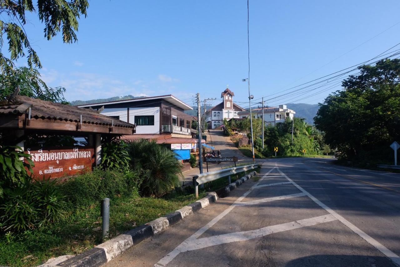 Ferienwohnung Doy Tung Heng Thna Hom Steay Mae Fa Luang Exterior foto